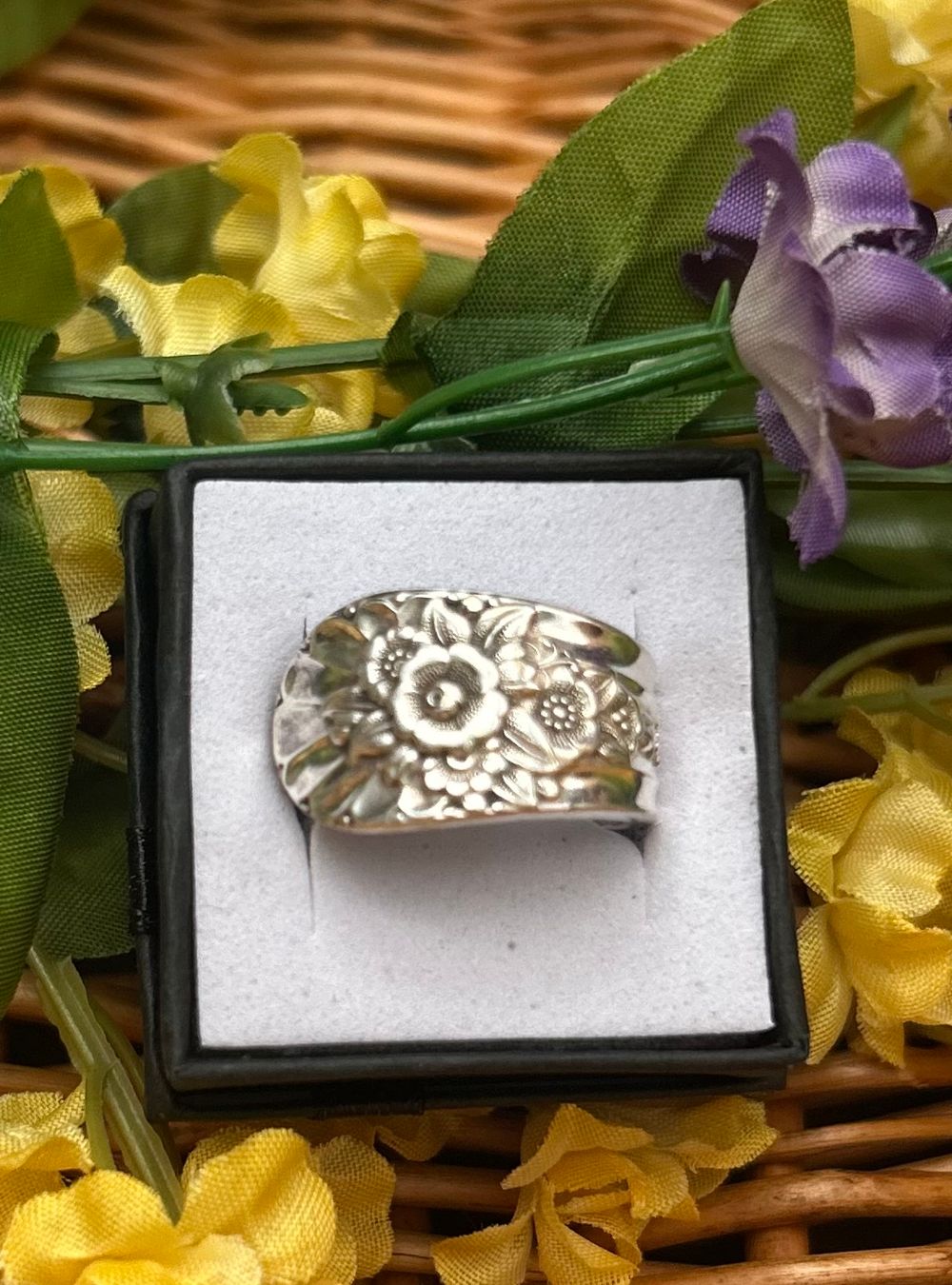 Vintage Jubilee Spoon Ring - Size 7, Timeless Elegance